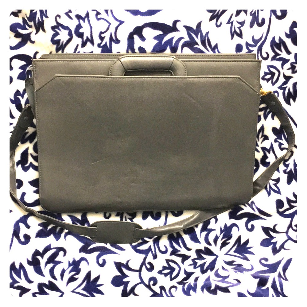 Vintage Canetti briefcase with retractable handles